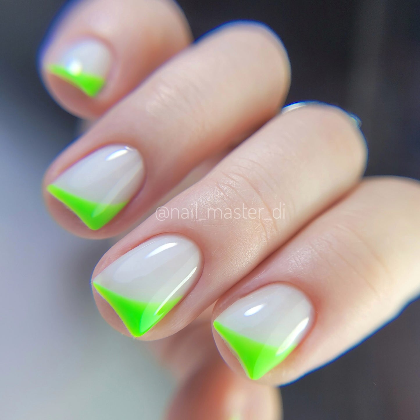 NAILSOFTHEDAY Let's Special Lime: un esmalte en gel especial de lechuga neón que se superpone en una capa, 10 ml