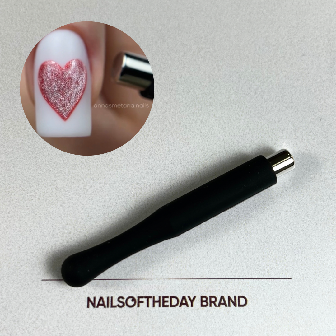 NAILSOFTHEDAY Imán ojo de gato