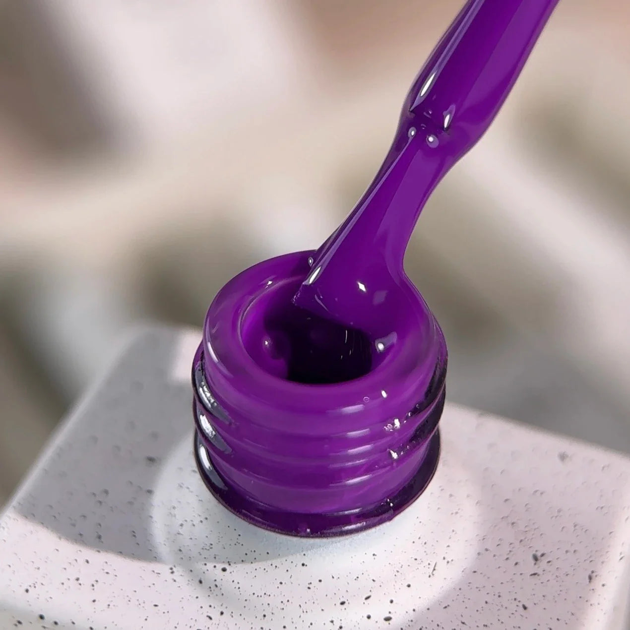 NAILSOFTHEDAY Esmalte en gel Plum-198 — esmalte en gel violeta ciruela superpuesto en una capa, 10 ml