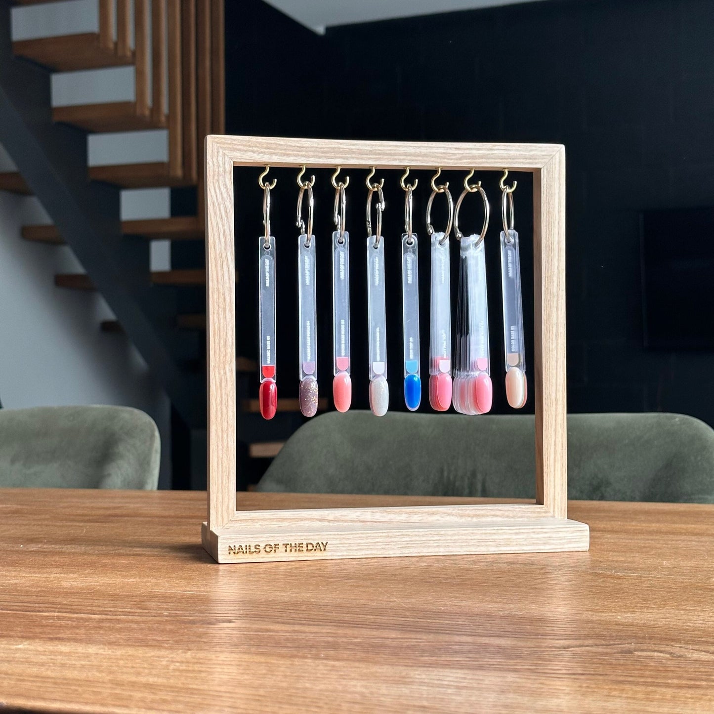 NAILSOFTHEDAY Soporte para puntas, madera (beige)