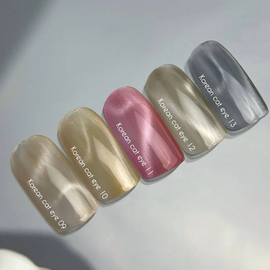 NAILSOFTHEDAY Korean cat eye 10 – gel efecto ojo de gato en tono dorado cálido, 10 ml Precio habitual €11,95 EUR