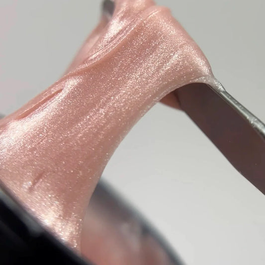 NAILSOFTHEDAY Polygel shimmer 07 — Polygel champán con brillo fino y saturado, 30 g