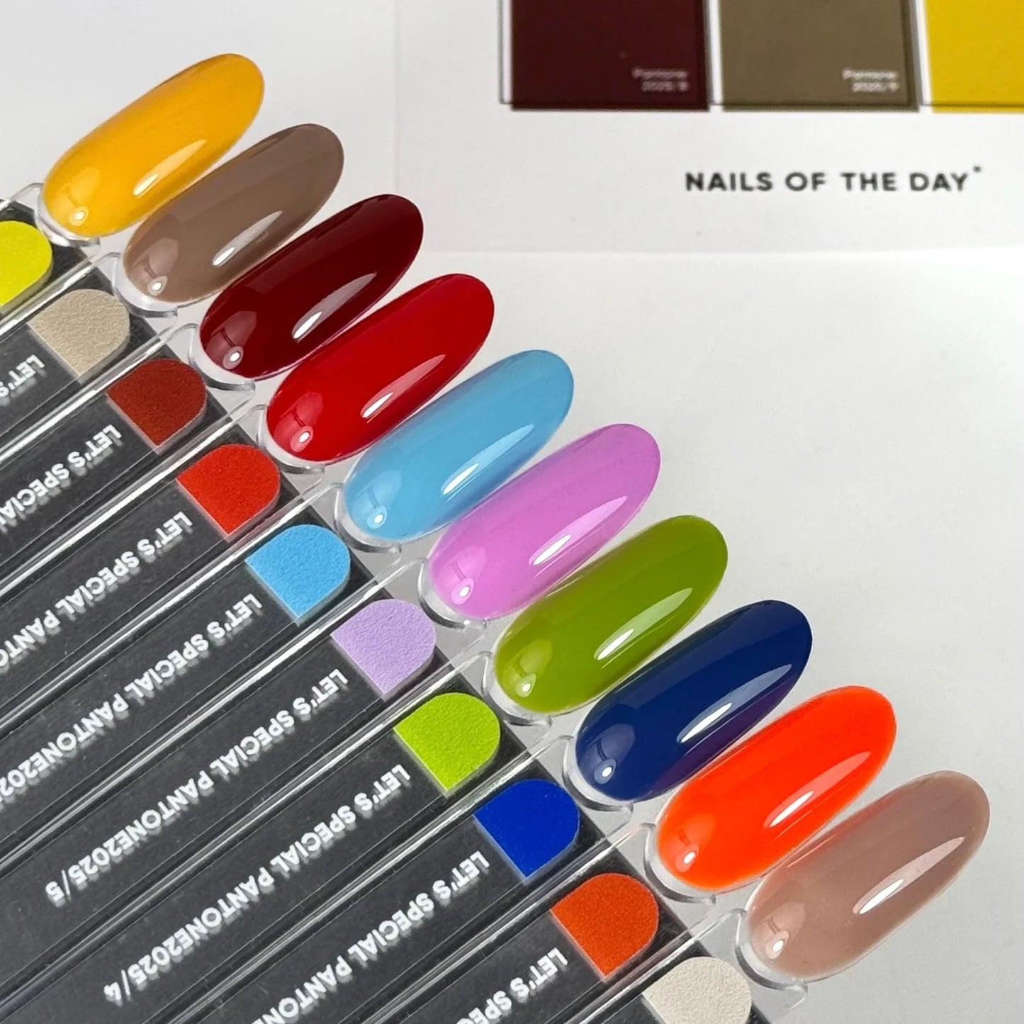 NAILSOFTHEDAY Let's Special Pantone2025/6 - esmalte de uñas en gel monocapa azul brillante, 10 ml