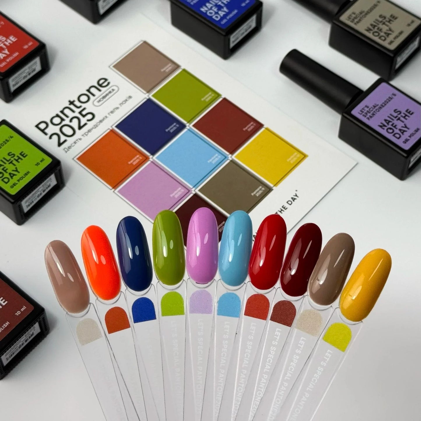 NAILSOFTHEDAY Let's Special Pantone2025/6 - esmalte de uñas en gel monocapa azul brillante, 10 ml
