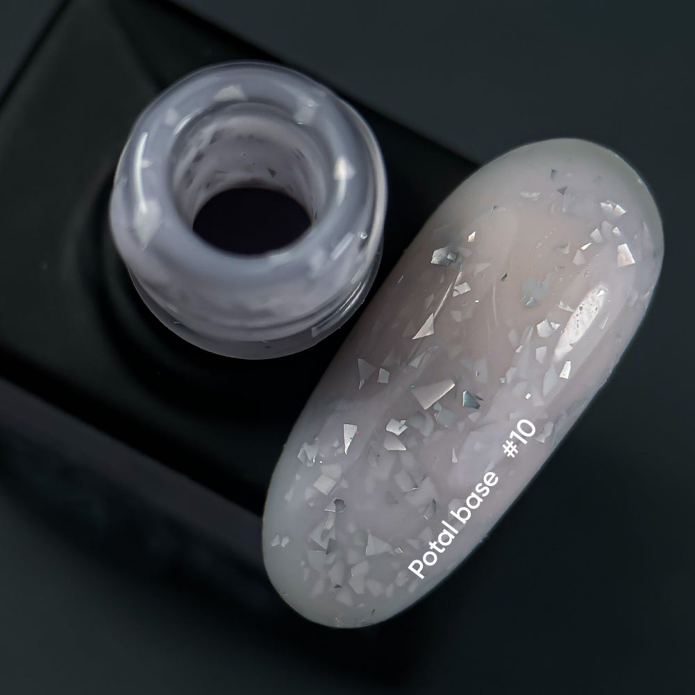 NAILSOFTHEDAY Potal base 10 - base de leche fría para uñas con potal plateado, 10 ml