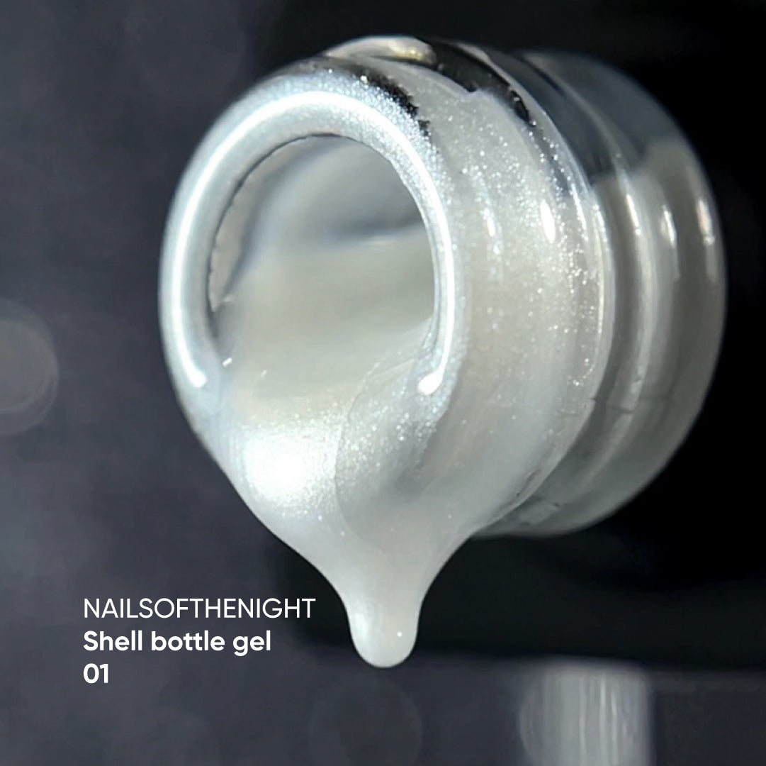NAILSOFTHENIGHT Shell botella gel 01 — gel líquido ultra fuerte en botella con función autonivelante y efecto perla para uñas, 10 ml