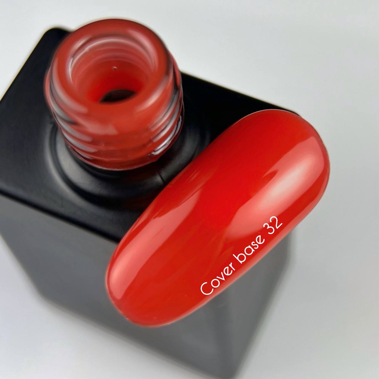 Nailsoftheday Cover base NUEVA Fórmula 32: recubrimiento base pigmentado para uñas en color rojo clásico, 10 ml