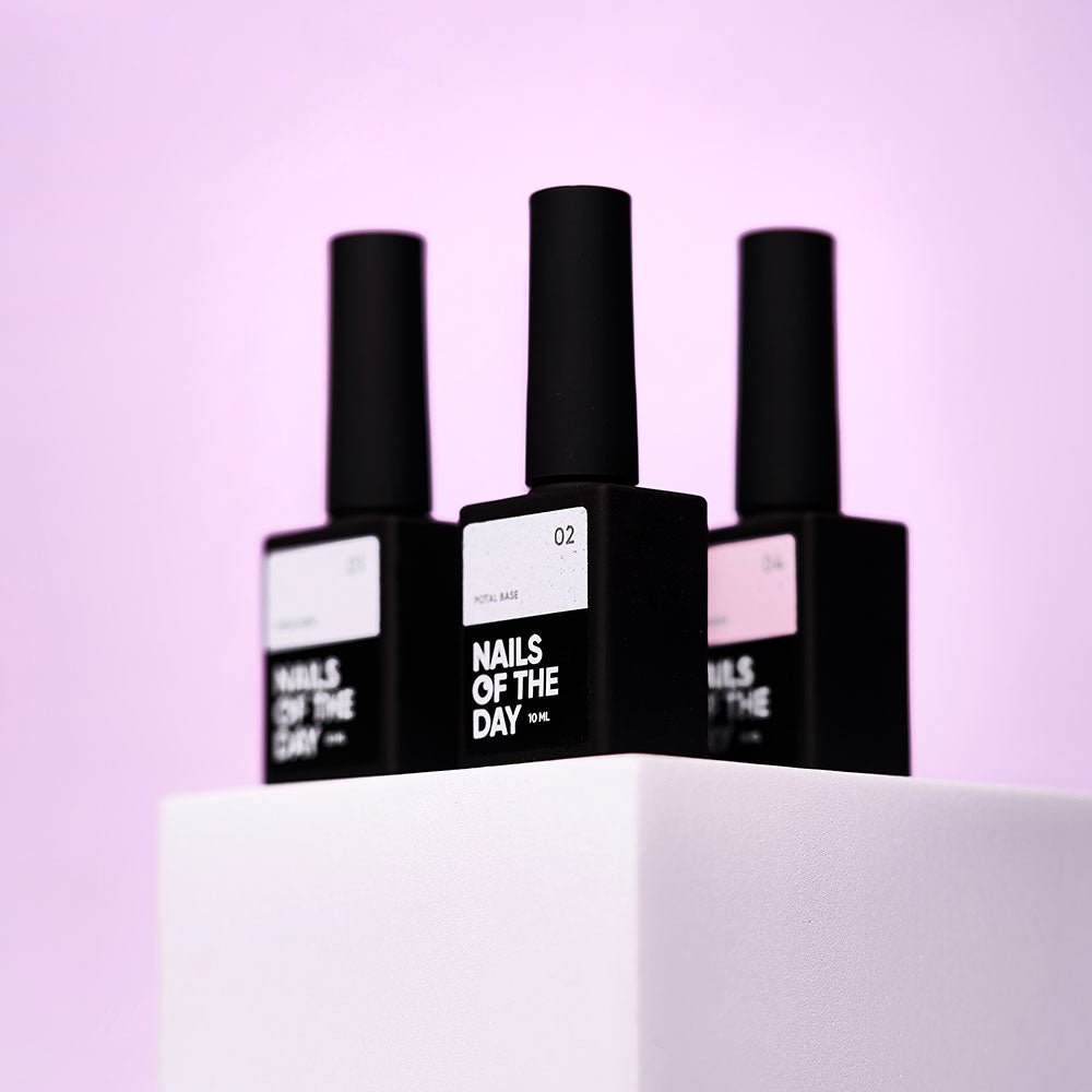 NAILSOFTHEDAY Potal base 05 - base de leche con potal rosa, 10 ml