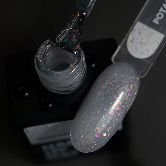 NAILSOFTHEDAY Potal base 15 – base lechosa suave con elegante potal holográfico, 10 ml