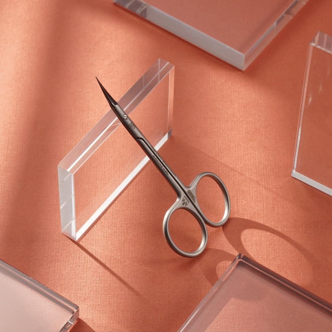 Nippon Nippers Tijeras. Serie 2. 107 mm. Mangos Curvos S-02W