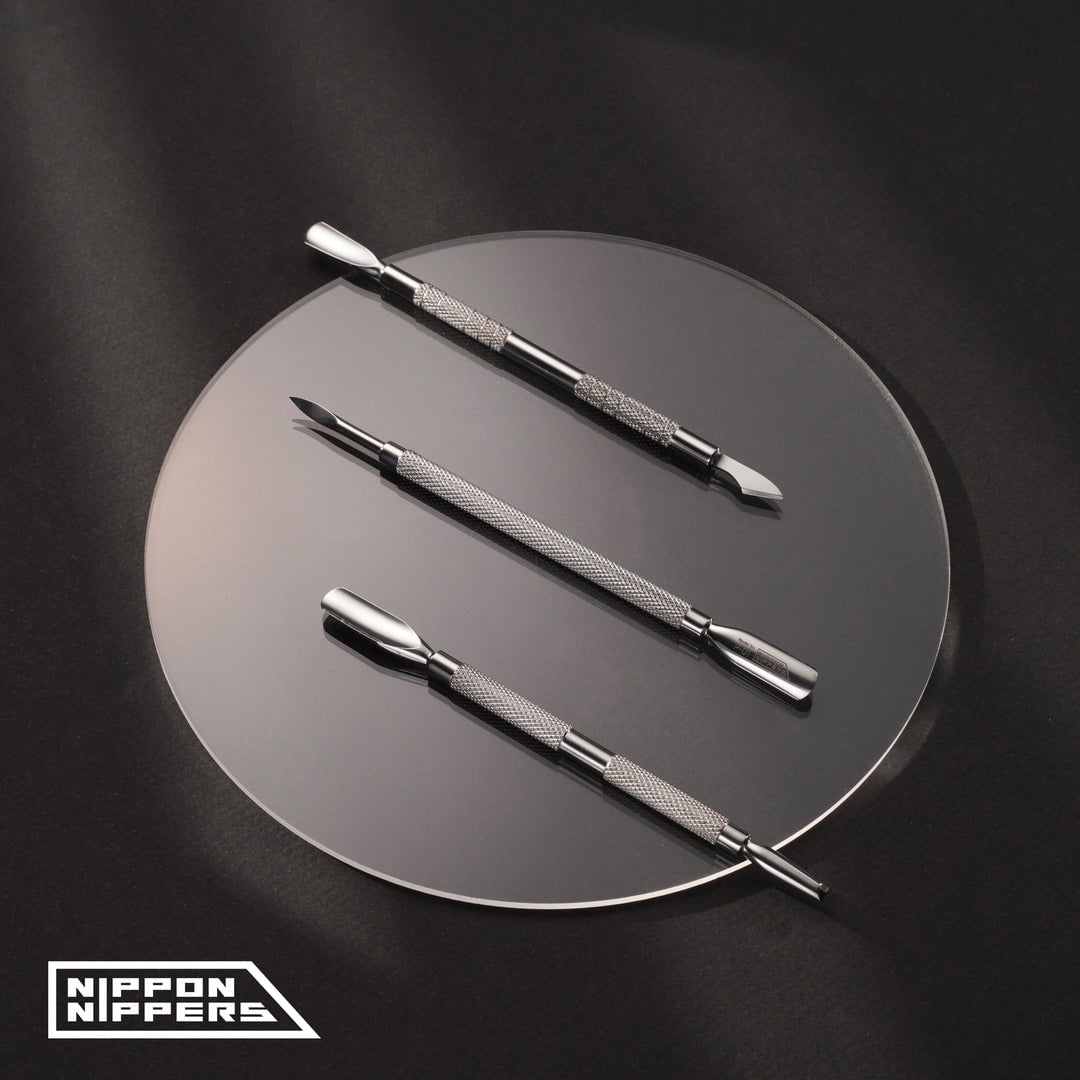 Nippon Nippers Empujador de Cutícula, Espátula y Pica P-01