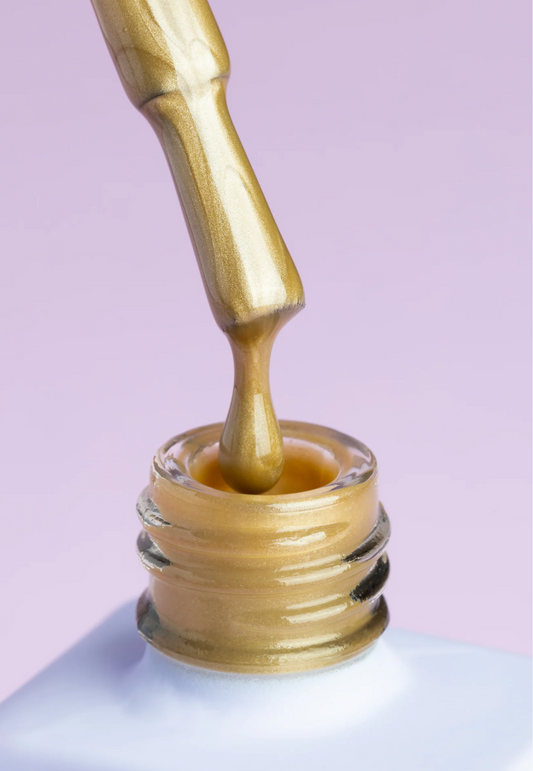 DNKa Esmalte semipermanente. #0030 Cat Eye Silk