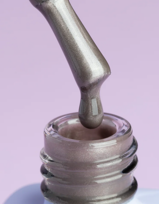 DNKa Esmalte semipermanente. #0034 Cat Eye Silk