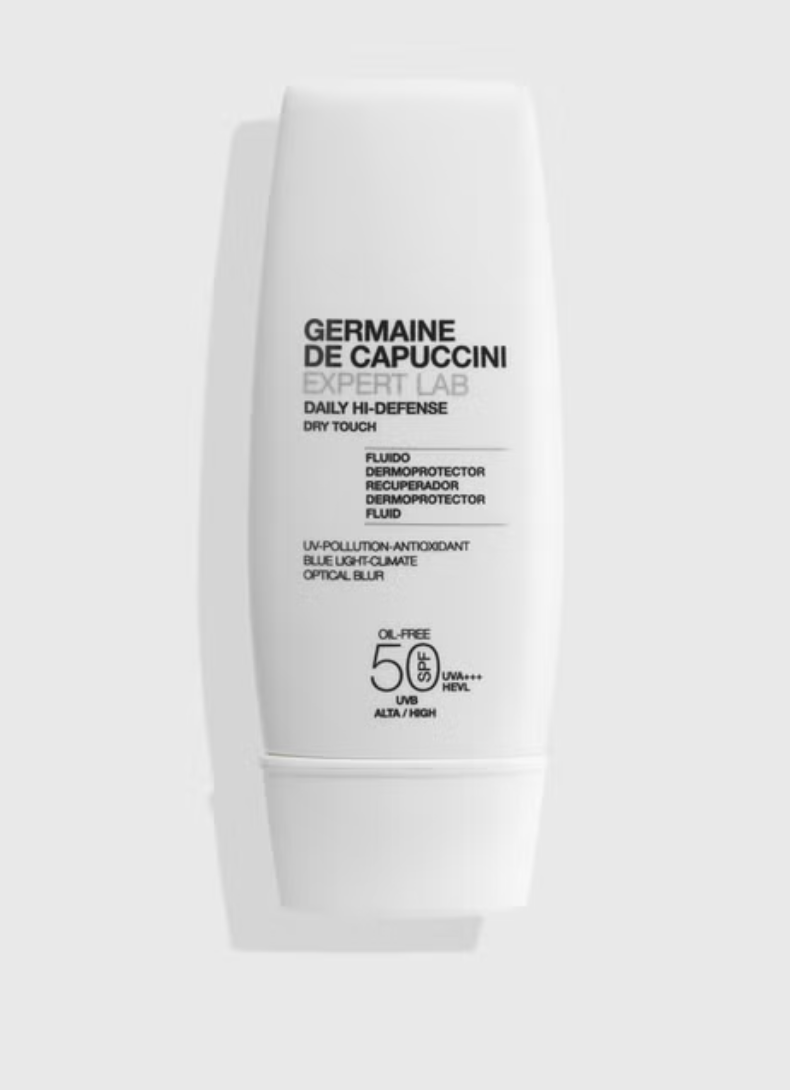 Daily Hi-Defense Dry Touch Protector Solar Facial Oil Free