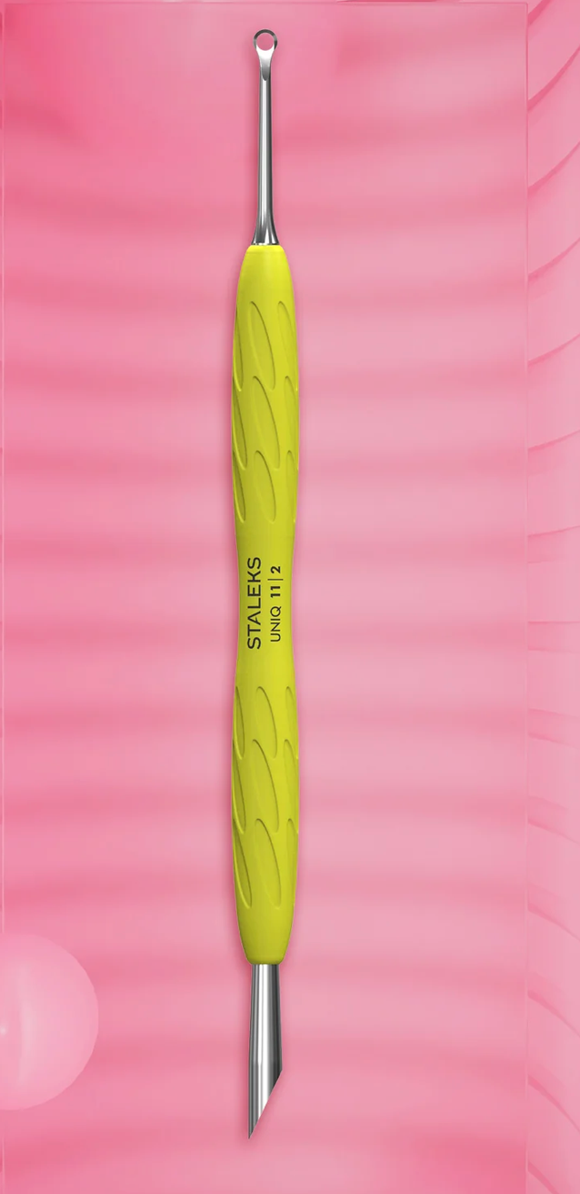Empujador Para Manicura Con Mango De Silicona "Gummy" UNIQ 11 TYPE 2