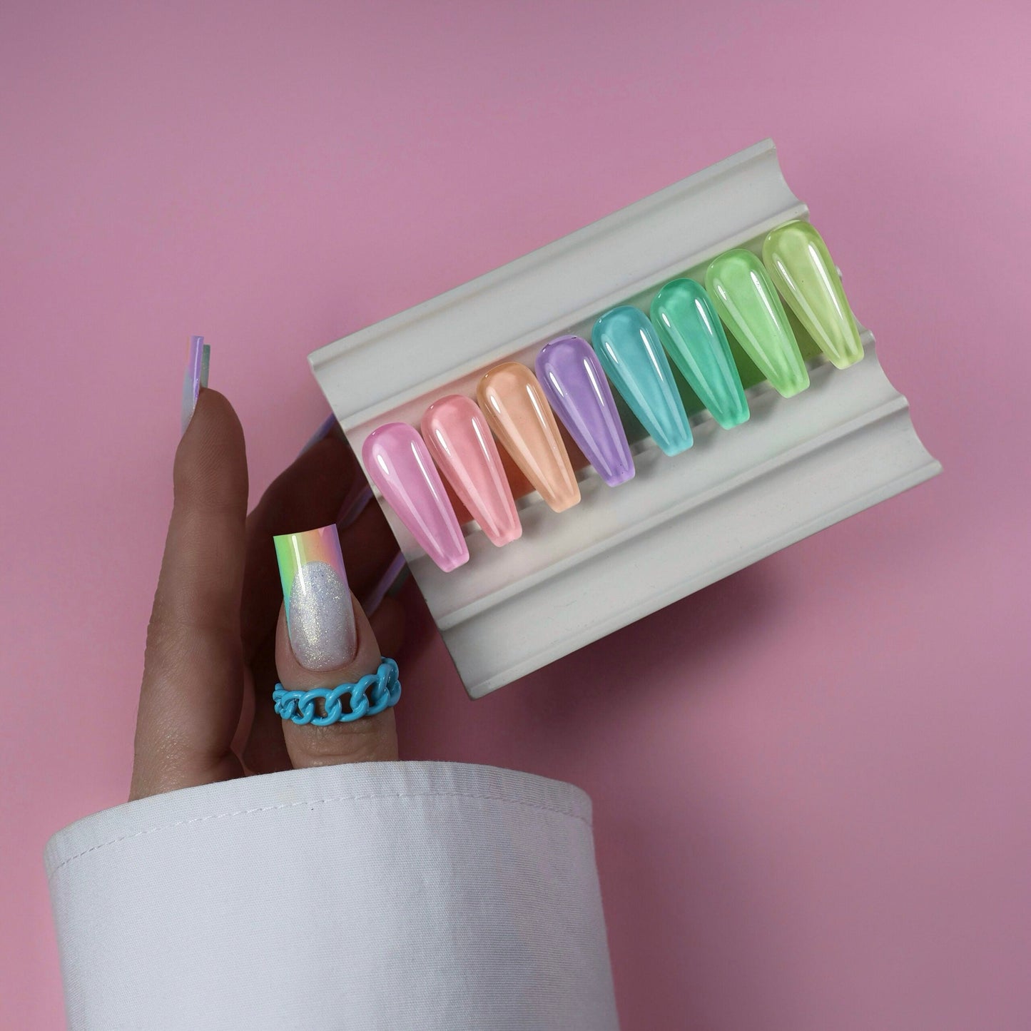 NAILSOFTHEDAY Let's Special Apple - Esmalte de uñas en gel pastel lima que cubre una capa, 10 ml