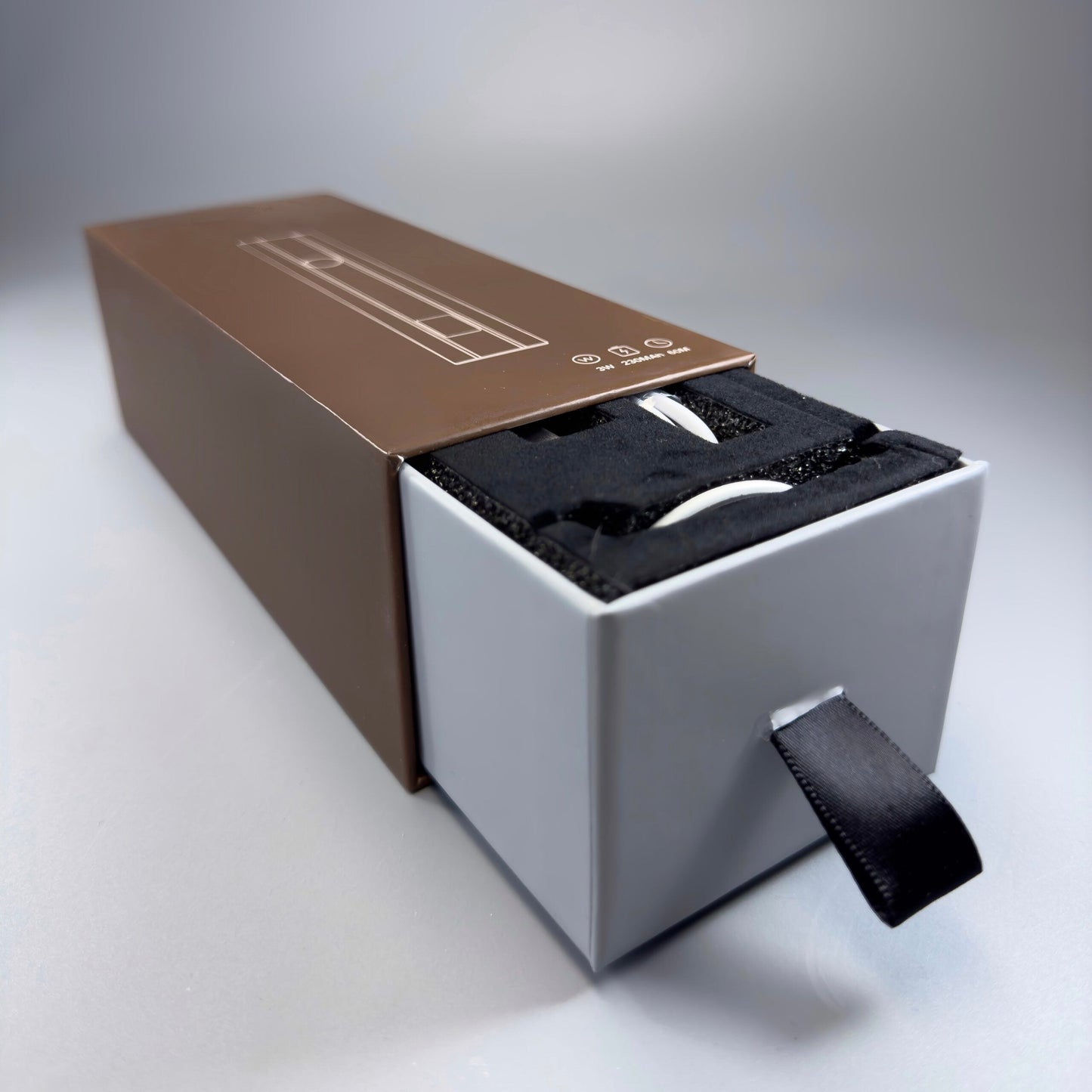 NAILSOFTHEDAY Metal lámpara  : una linterna de metal con soporte para formas superiores/inferiores