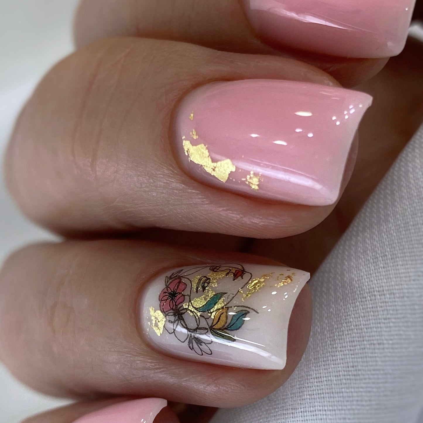NAILSOFTHEDAY Frasco de gel 03 – gel ultrafuerte rosa claro, 10 ml