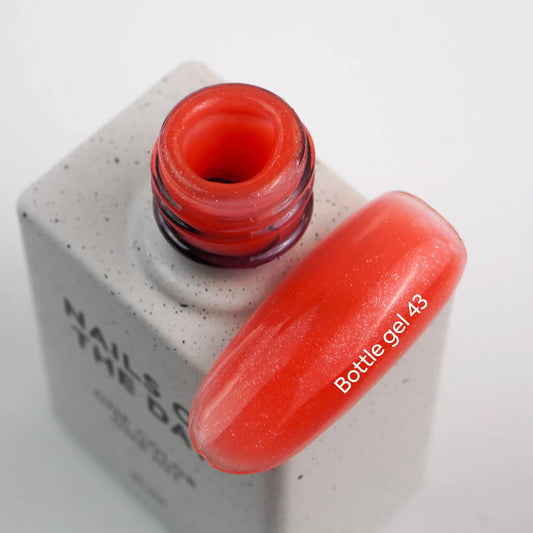 NAILSOFTHEDAY Botella de gel 43 – rojo con brillo, gel fortalecedor de uñas extra fuerte, 10 ml