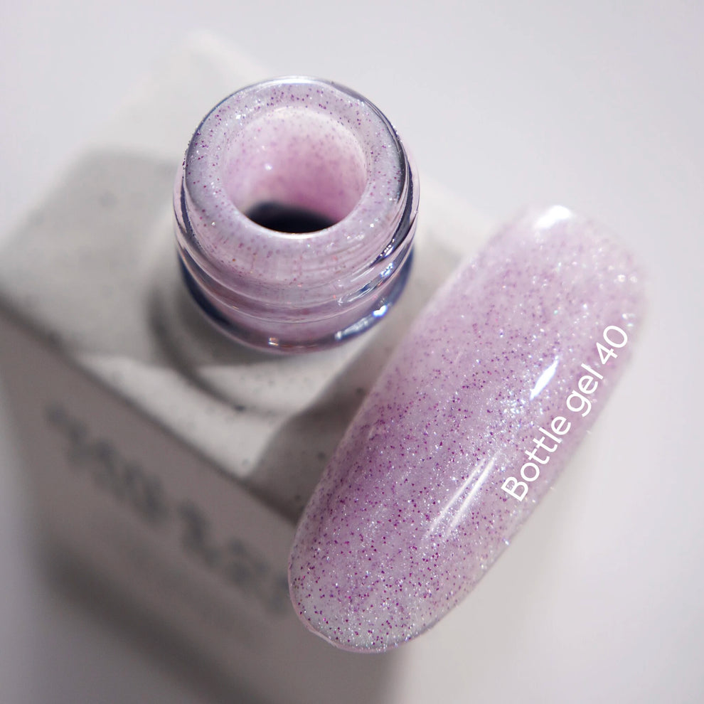 NAILSOFTHEDAY Bottle Gel 40 – gel ultraresistente lila con efecto reflectante para el refuerzo de uñas, 10 ml