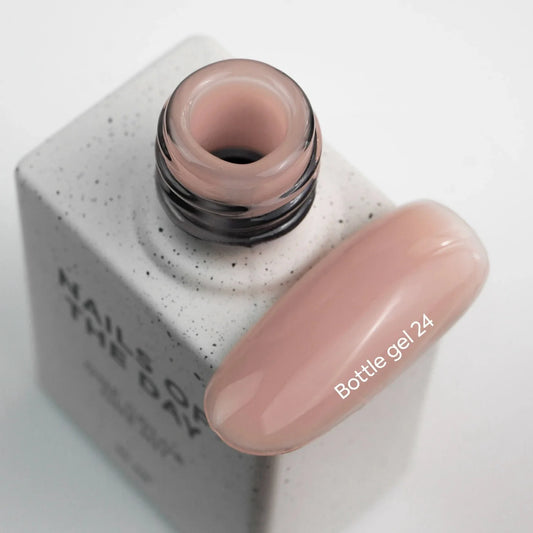 NAILSOFTHEDAY Botella gel 24 – gel fortalecedor de uñas ultrafuerte nude, 10 ml