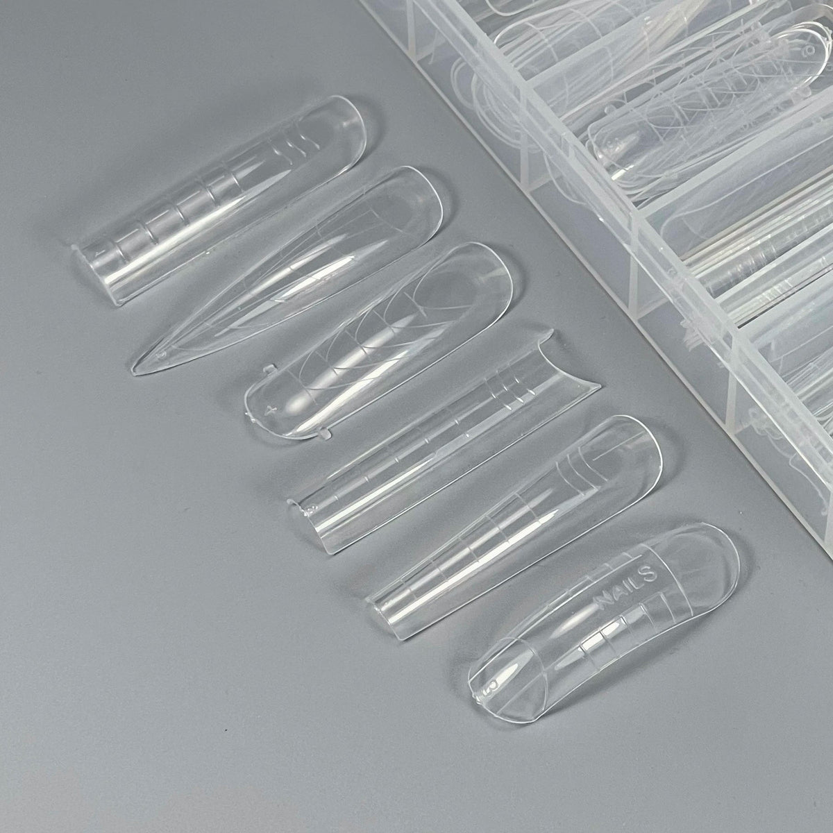 NAILSOFTHEDAY Forma de silicona Pro Mix 6 (Tipo 11): un conjunto de formas superiores de 6 tipos en 12 tamaños, 144 piezas