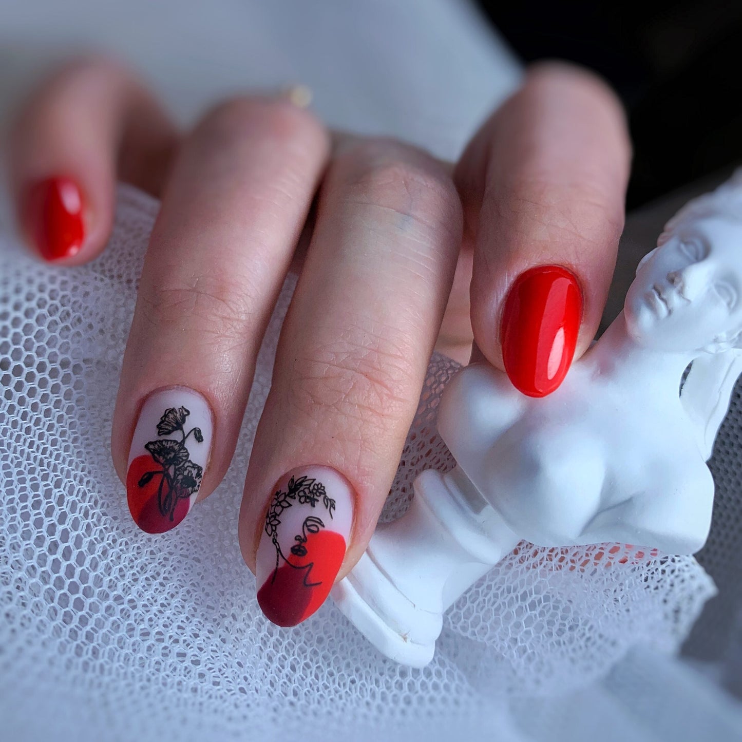 NAILSOFTHEDAY Let's Special Red: esmalte en gel rojo especial superpuesto en una capa, 10 ml