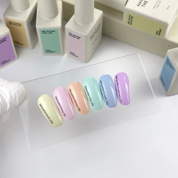 NAILSOFTHEDAY Gel Polish Chic — esmalte semipermanente turquesa pastel con cobertura en una capa, 10 ml