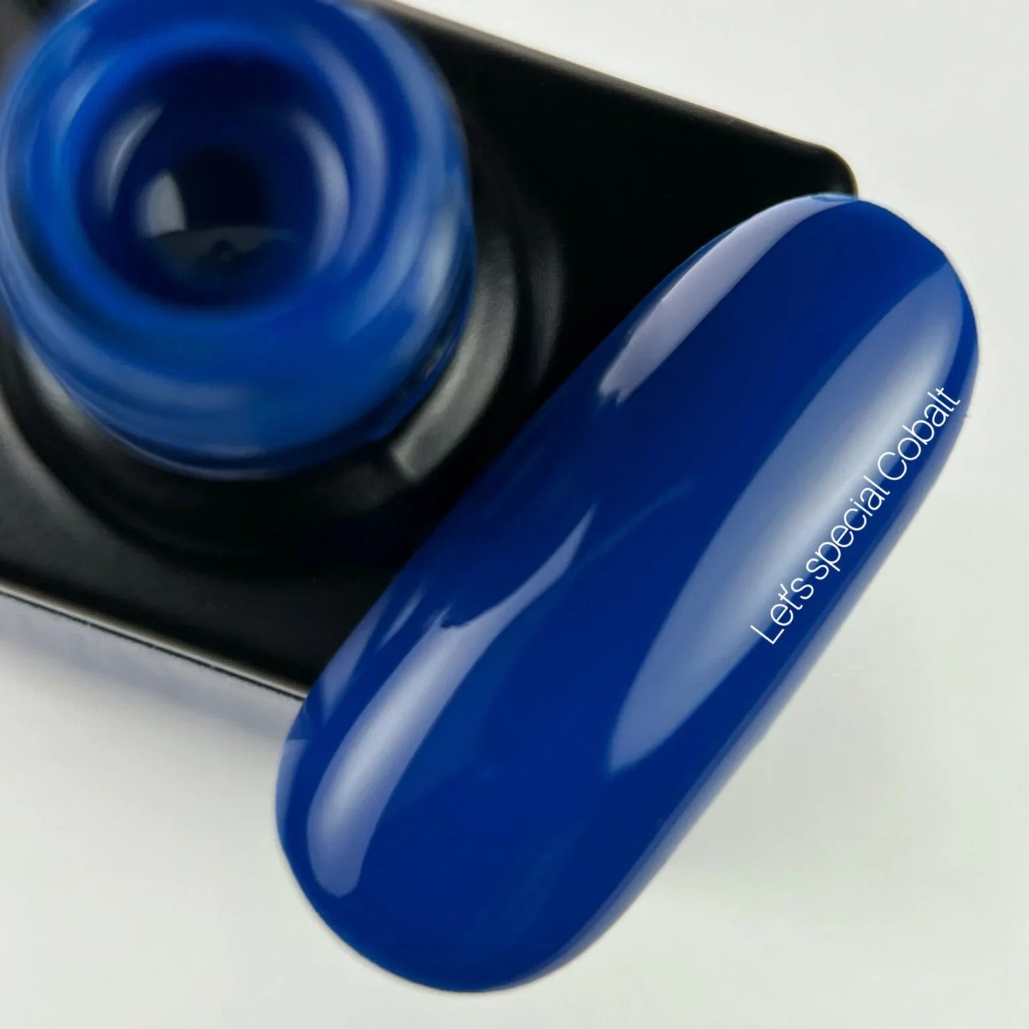 NAILSOFTHEDAY Let's Special Cobalt - esmalte de uñas en gel monocapa azul intenso, 10 ml