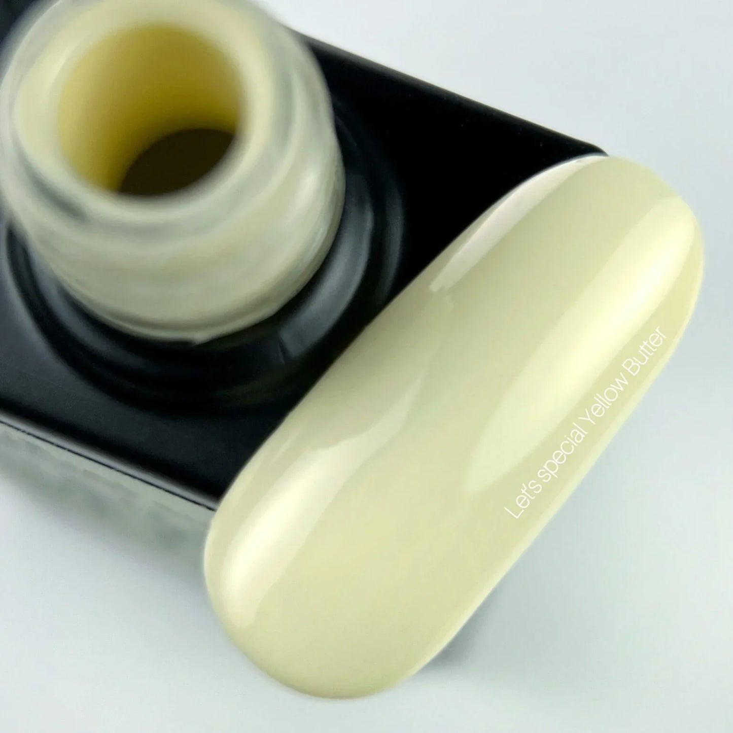 NAILSOFTHEDAY Let's Special Yellow Butter - esmalte de uñas en gel amarillo pastel que cubre una capa, 10 ml