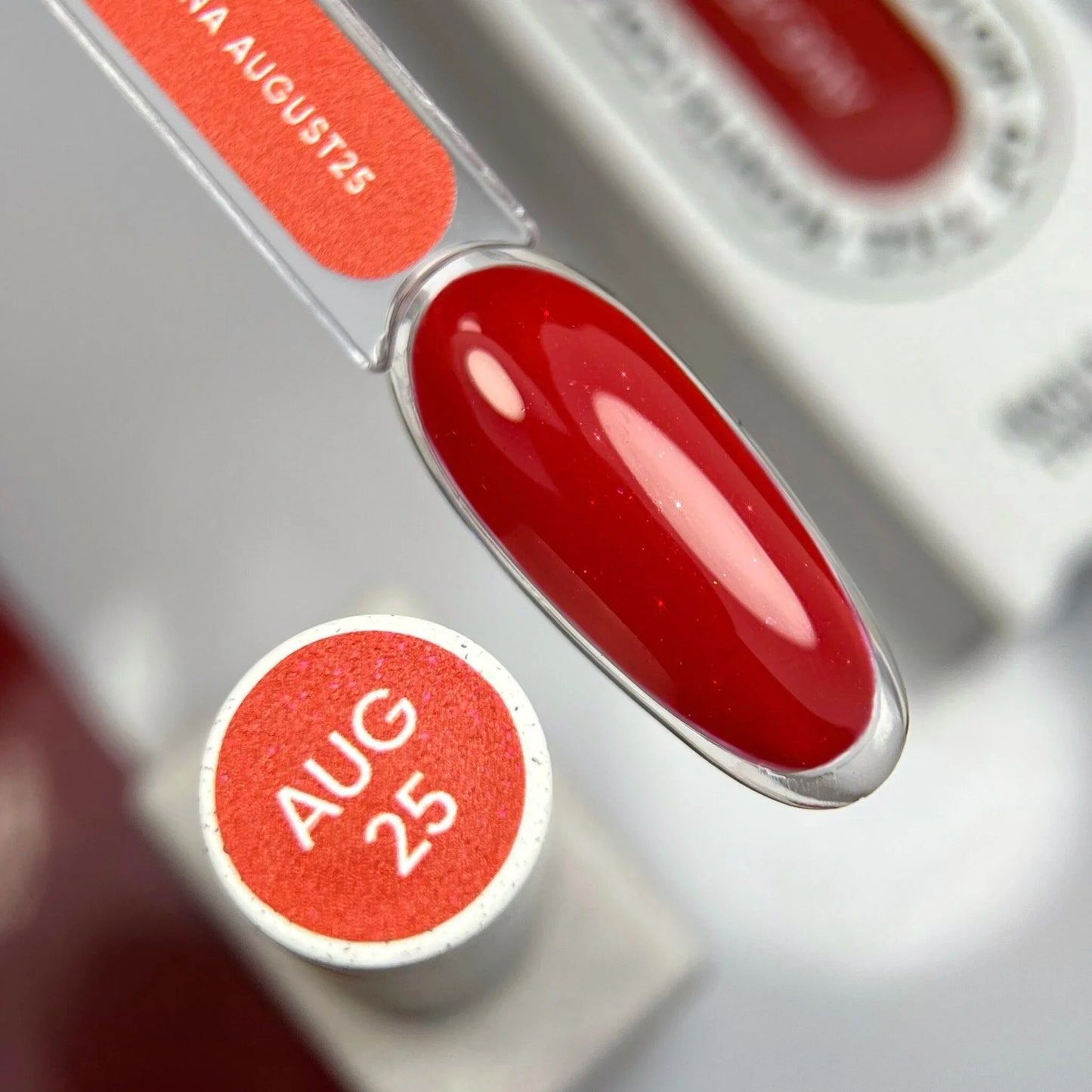 NAILSOFTHEDAY Color del mes agosto de 2025 Kalyna: el color del mes es rojo viburnum con un fino brillo rosado superpuesto en una capa, 10 ml