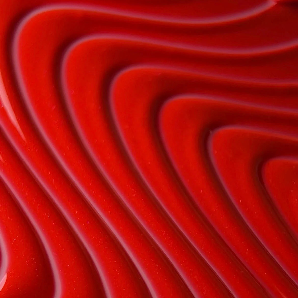 NAILSOFTHEDAY Color del mes agosto de 2025 Kalyna: el color del mes es rojo viburnum con un fino brillo rosado superpuesto en una capa, 10 ml