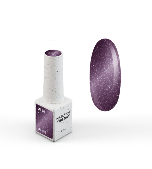 NAILSOFTHEDAY Gel Polish Cat Eye 12 — esmalte efecto ojo de gato en tono morado, cobertura completa en una sola capa. 6 ml.