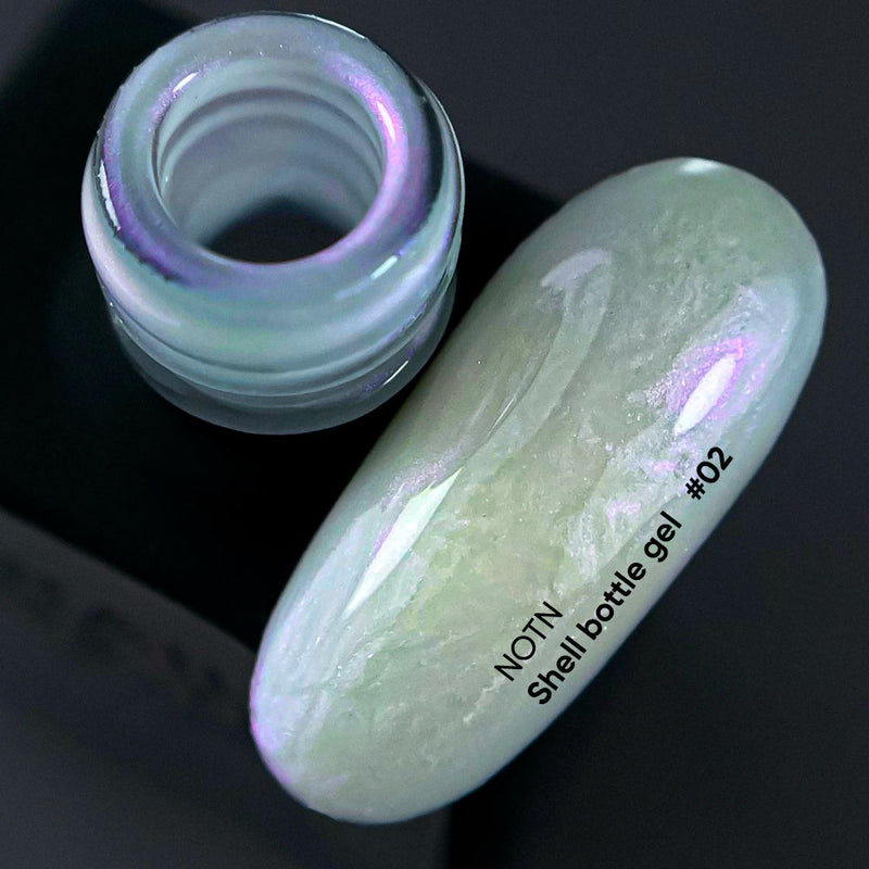 NAILSOFTHENIGHT Shell bottle gel 02 — gel líquido ultra fuerte en botella con función autonivelante y efecto perla para uñas, 10 ml