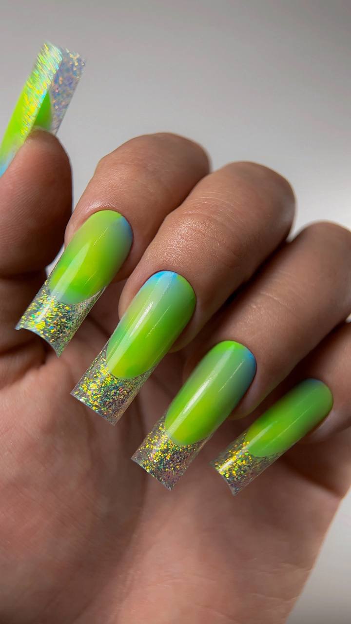 NAILSOFTHEDAY Premium gel 09 — gel de construcción saturado de limón, 15 ml